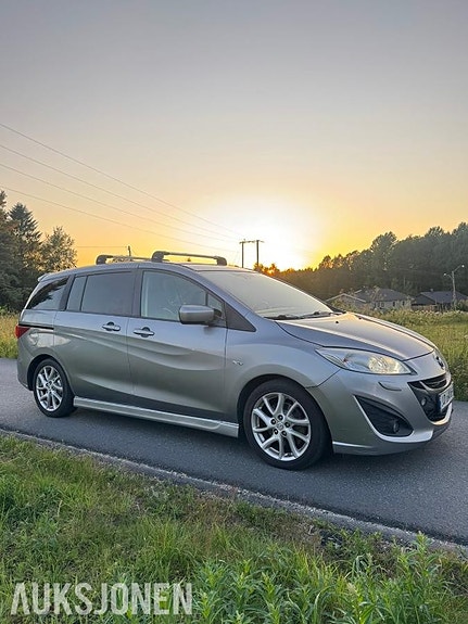Mazda 5 3 of 5