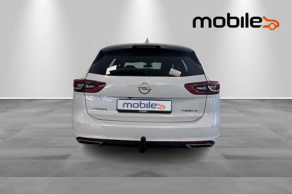 Opel Insignia 4 of 5