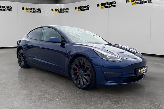 Tesla Model 3 2 of 18