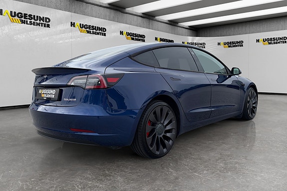 Tesla Model 3 4 of 18