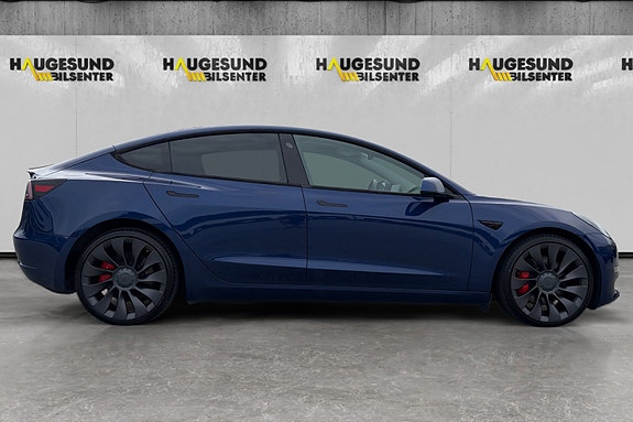 Tesla Model 3 6 of 18