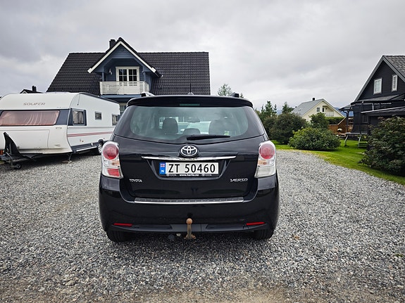 Toyota Verso 4 of 5