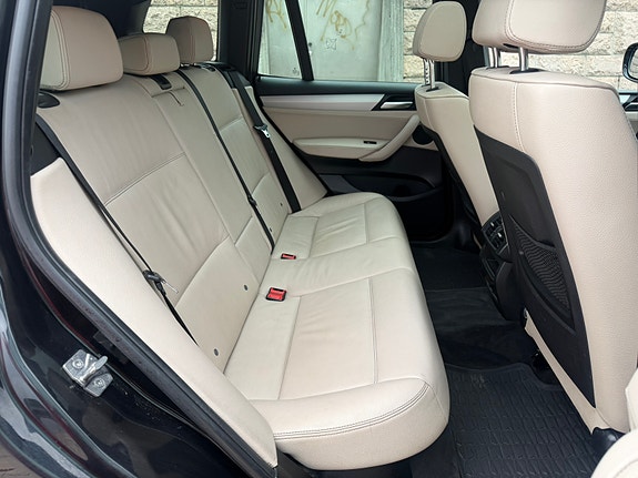 BMW X3 13 of 30