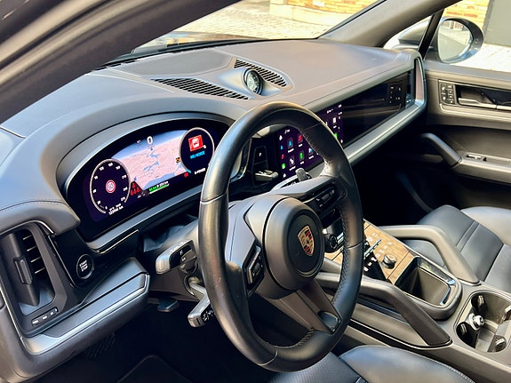 Porsche Cayenne 20 of 30