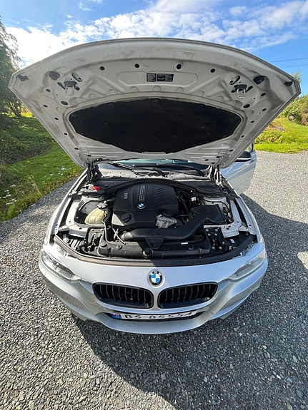 BMW 335i 6 of 10