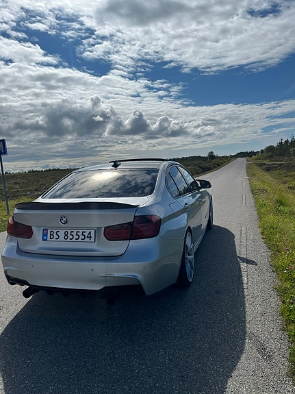 BMW 335i 5 of 10
