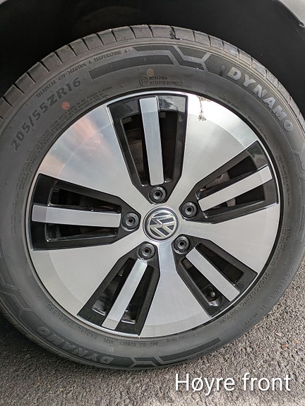 Volkswagen e-Golf VII 29 of 30