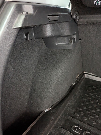 Volkswagen e-Golf VII 21 of 30