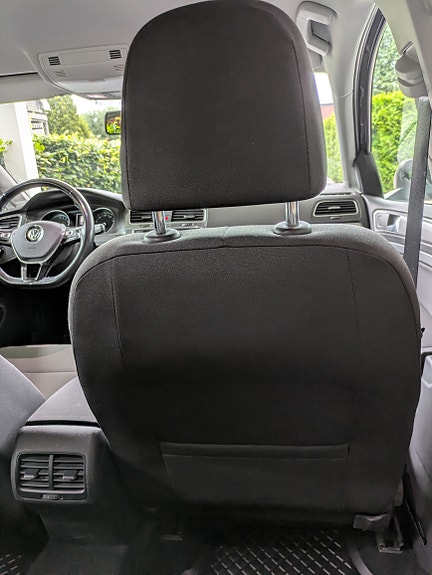 Volkswagen e-Golf VII 17 of 30