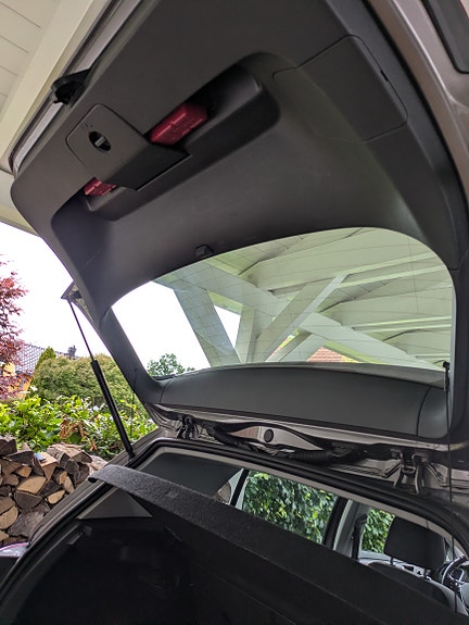 Volkswagen e-Golf VII 23 of 30