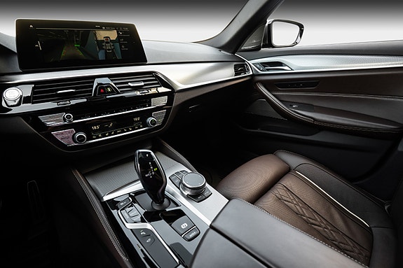 BMW M550i 18 of 30