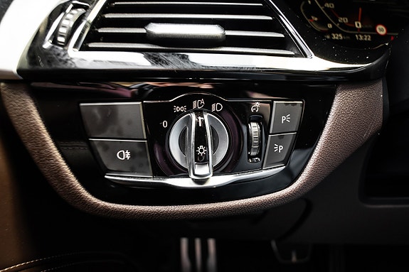 BMW M550i 22 of 30