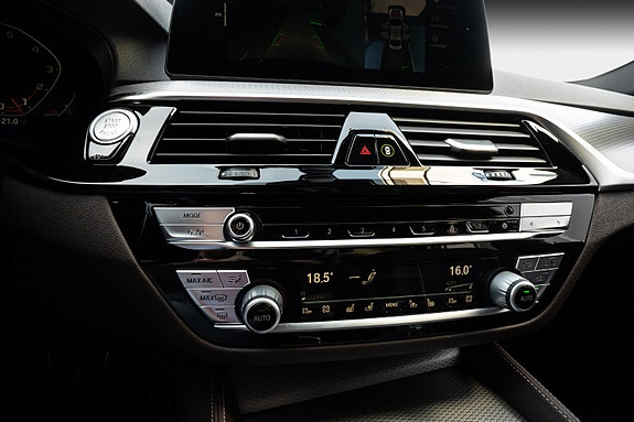BMW M550i 17 of 30