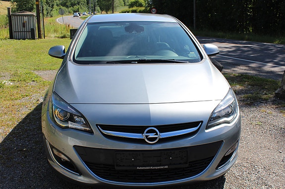 Opel Astra 3 of 5