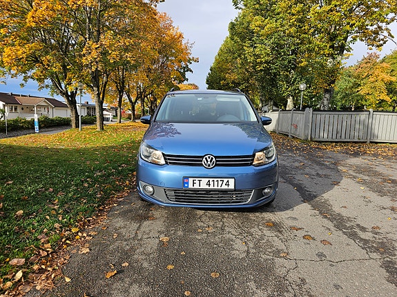 Volkswagen Touran 7 of 18