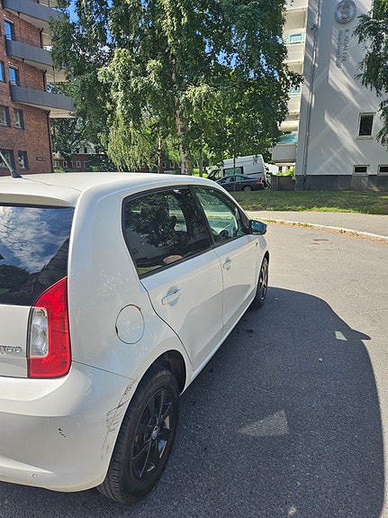 Skoda Citigo 5 of 17