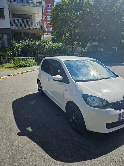 Skoda Citigo 2 of 17