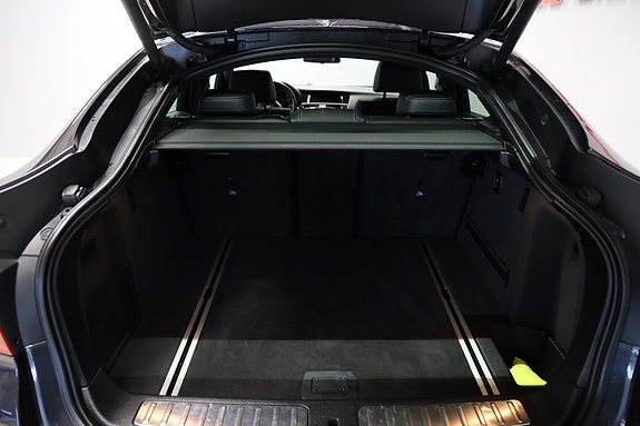 BMW X4 13 of 13