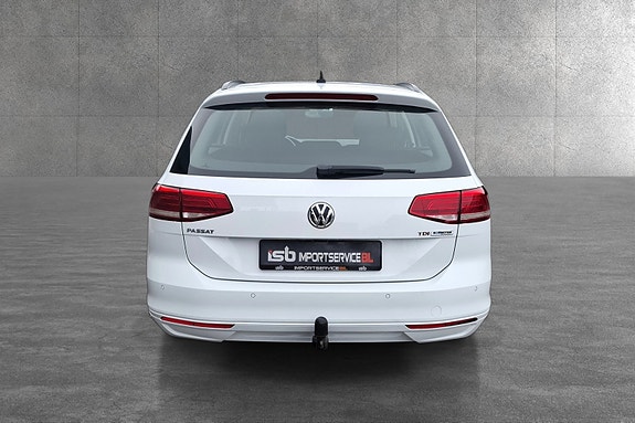 Volkswagen Passat 4 of 5