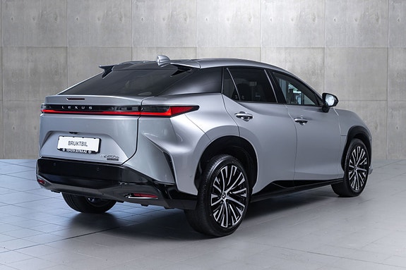 Lexus RZ450e 6 of 30