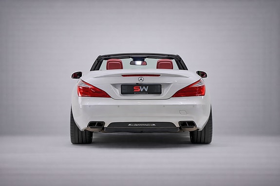 Mercedes-Benz SL500 6 of 21