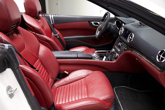 Mercedes-Benz SL500 21 of 21