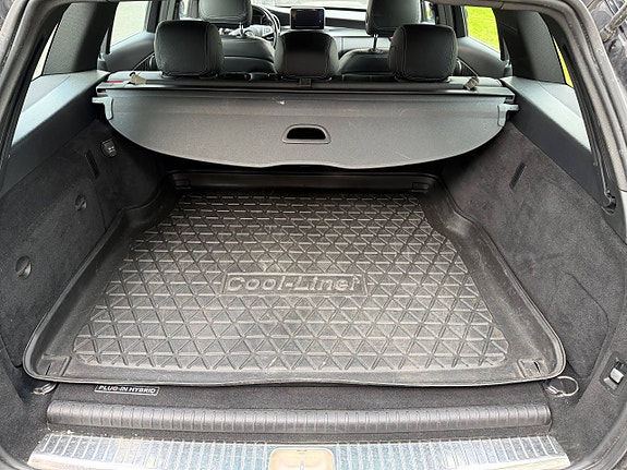 Mercedes-Benz C350 5 of 5