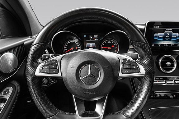 Mercedes-Benz GLC350 e 22 of 30