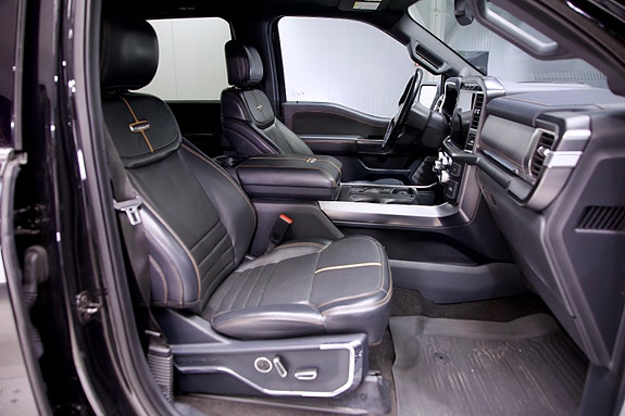 Ford F-150 2 of 5