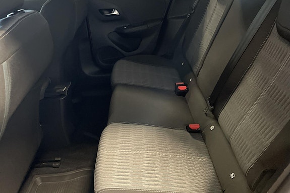 Opel Corsa 7 of 26