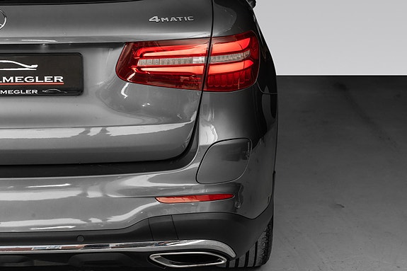 Mercedes-Benz GLC350 e 10 of 30