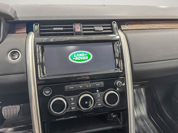 Land Rover Discovery 15 of 30