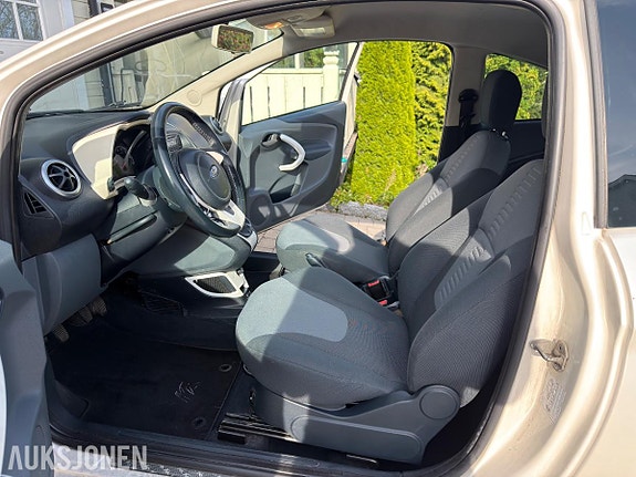 Ford Ka 11 of 21