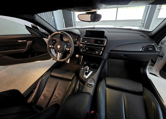 BMW M2 19 of 30