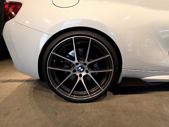 BMW M2 6 of 30