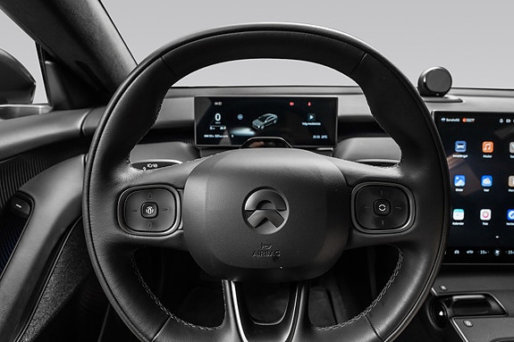 NIO ET5 20 of 30