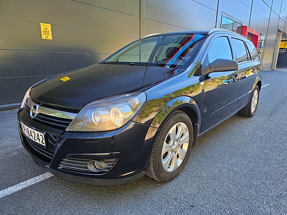 Opel Astra 3 of 5