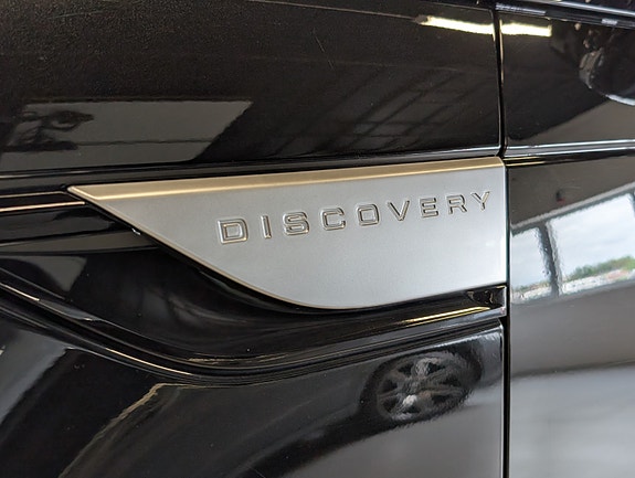 Land Rover Discovery 7 of 30