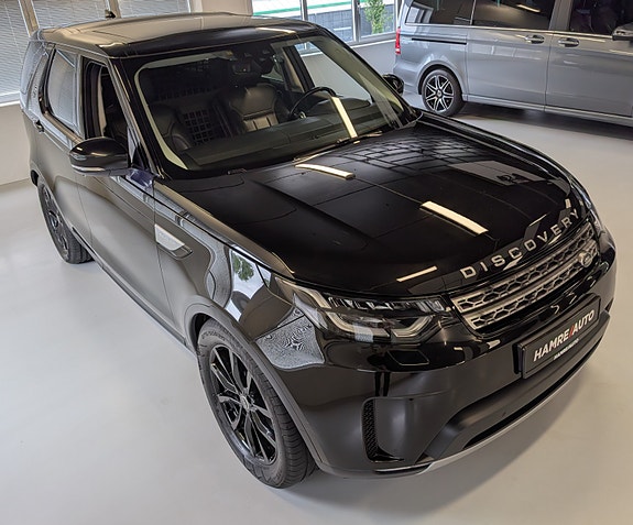 Land Rover Discovery 14 of 30