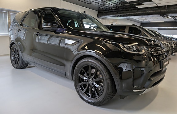 Land Rover Discovery 13 of 30