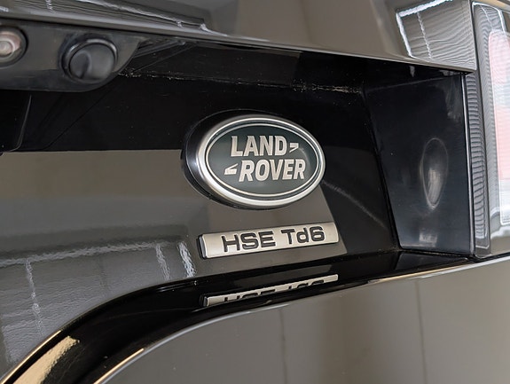 Land Rover Discovery 18 of 30