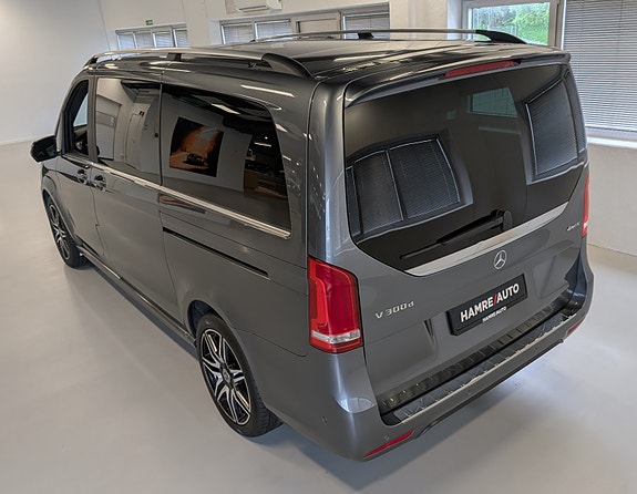 Mercedes-Benz V300 d 16 of 30