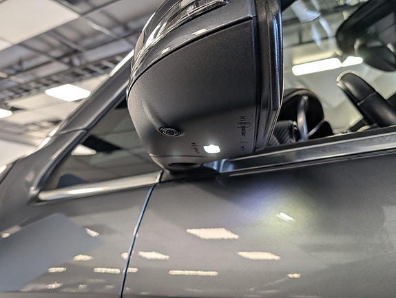 Mercedes-Benz V300 d 6 of 30