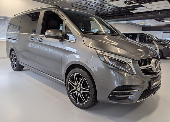 Mercedes-Benz V300 d 10 of 30
