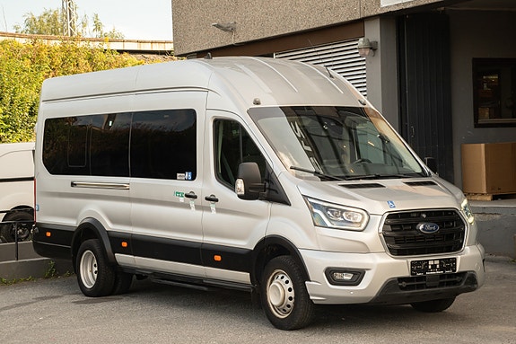Ford Transit 3 of 5