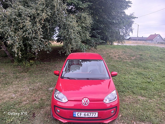 Volkswagen UP! 5 of 5