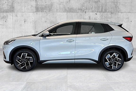 BYD Atto 3 2 of 21