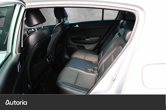Kia Sportage 22 of 26