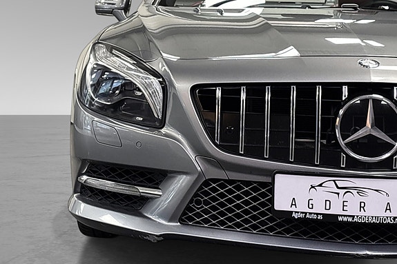 Mercedes-Benz SL500 8 of 30