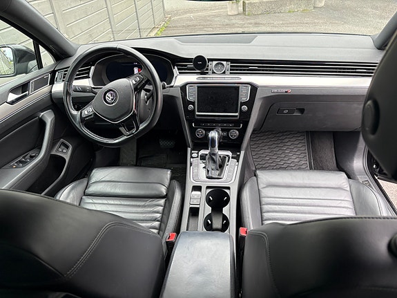 Volkswagen Passat 4 of 5